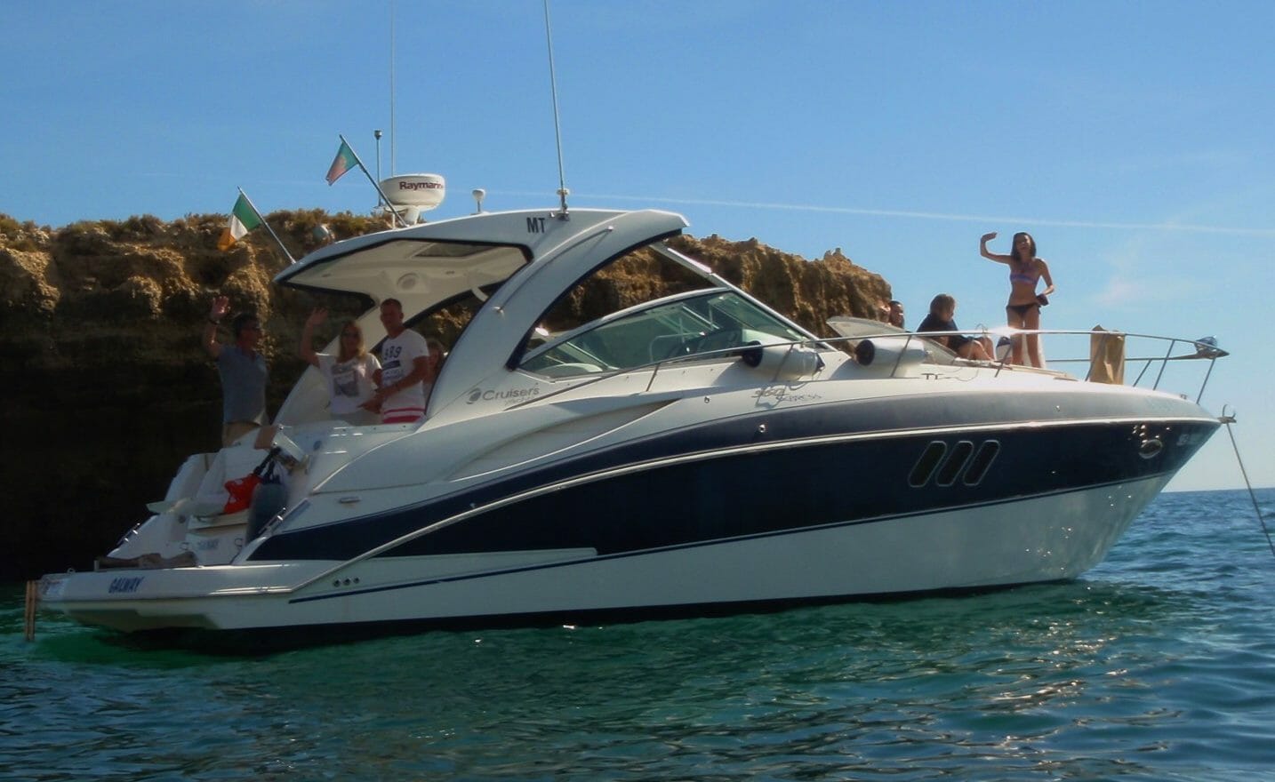 Algarve-luxury-charter-vilamoura-majestic-36-cruiser-1-1434x880