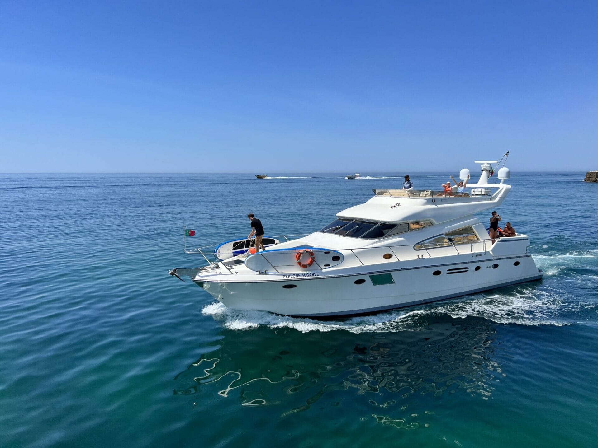 vilamoura luxury boat charter